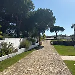 Luxury Villa-4xensuite-priv Pool-5 Min Beach-3500qm Garden-unique Place-1min Sol Golf Quarteira
