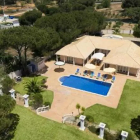 Luxury Villa Near Vila Sol Golf Resort - Pool & Garden