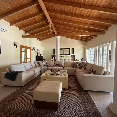 Luxury Villa Near Vila Sol Golf Resort - Pool & Garden *