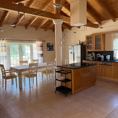 Luxury Near Sol Golf - Pool & Garden