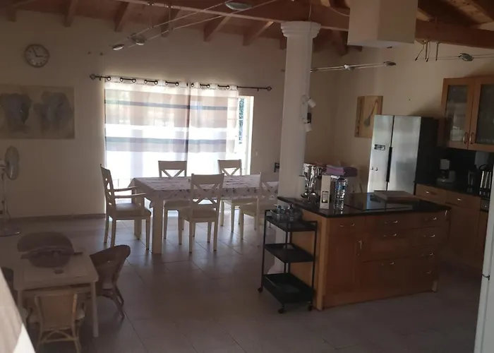 Luxury Villa-4xensuite-priv Pool-5 Min Beach-3500qm Garden-unique Place-1min Sol Golf *
